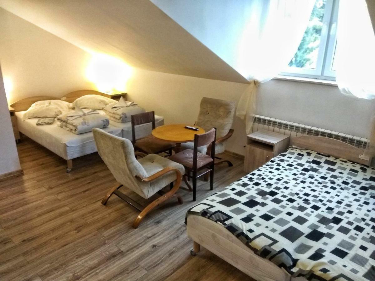 Pokoje Na Wiejskiej Nałęczów Exteriér fotografie